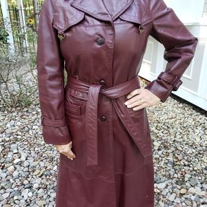 Vintage 1970s etienne aigner genuine leather oxblood spy trench coat size 10